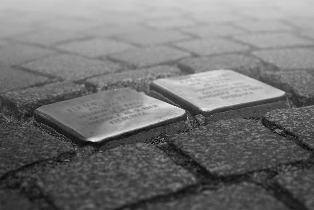 Stolpersteine_final.jpeg