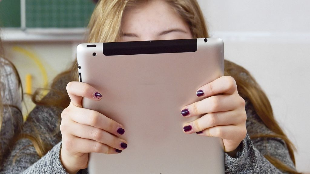 Tablet_169.jpg